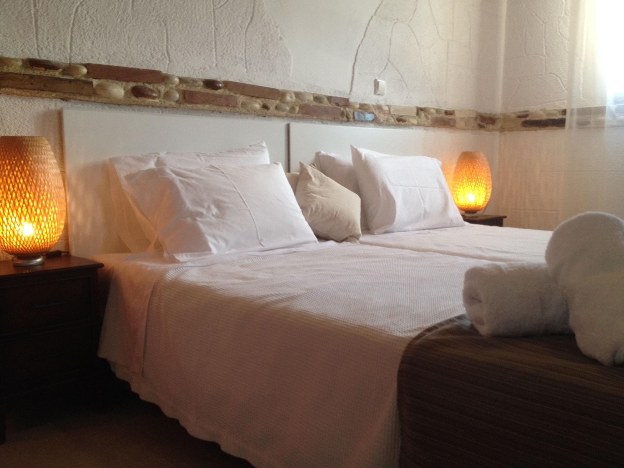 Auberge 32 Old Town Rhodes City ภายนอก รูปภาพ