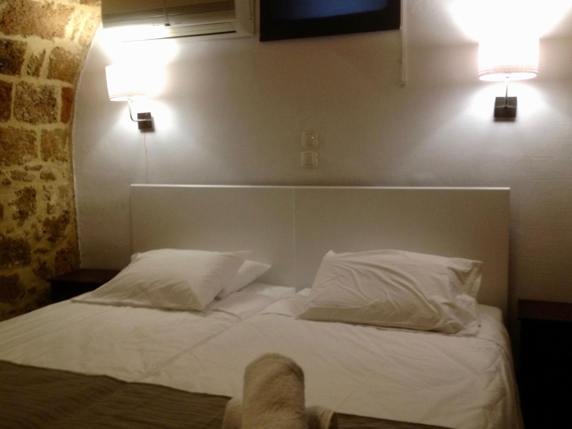 Auberge 32 Old Town Rhodes City ภายนอก รูปภาพ