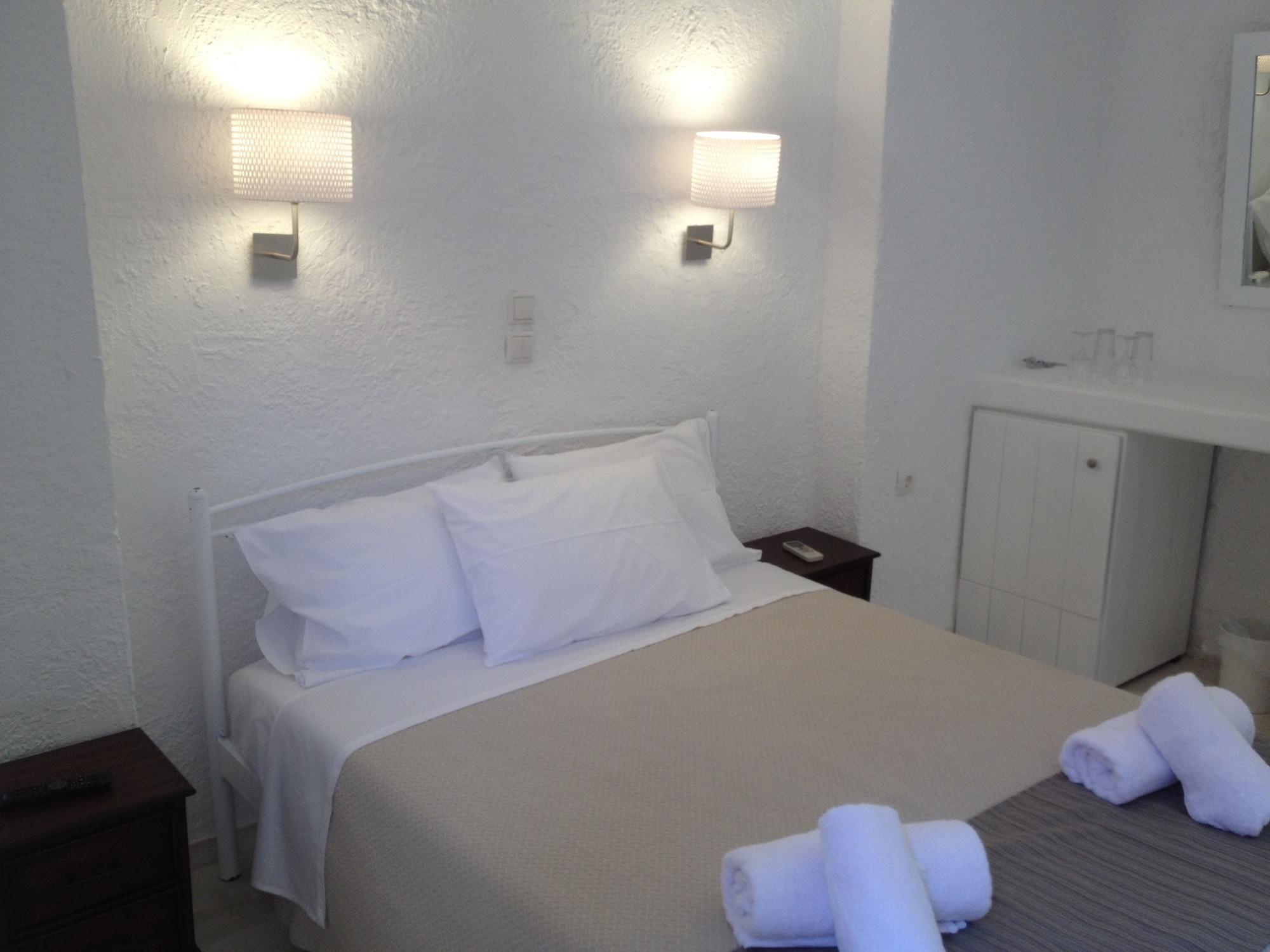 Auberge 32 Old Town Rhodes City ภายนอก รูปภาพ