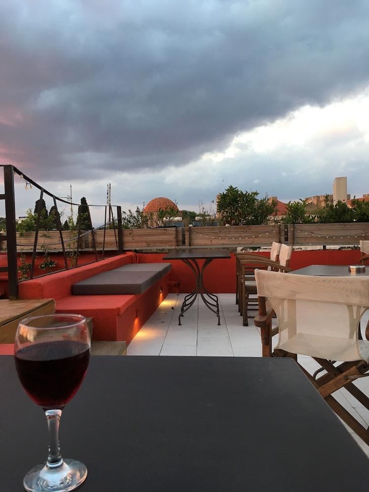 Auberge 32 Old Town Rhodes City ภายนอก รูปภาพ