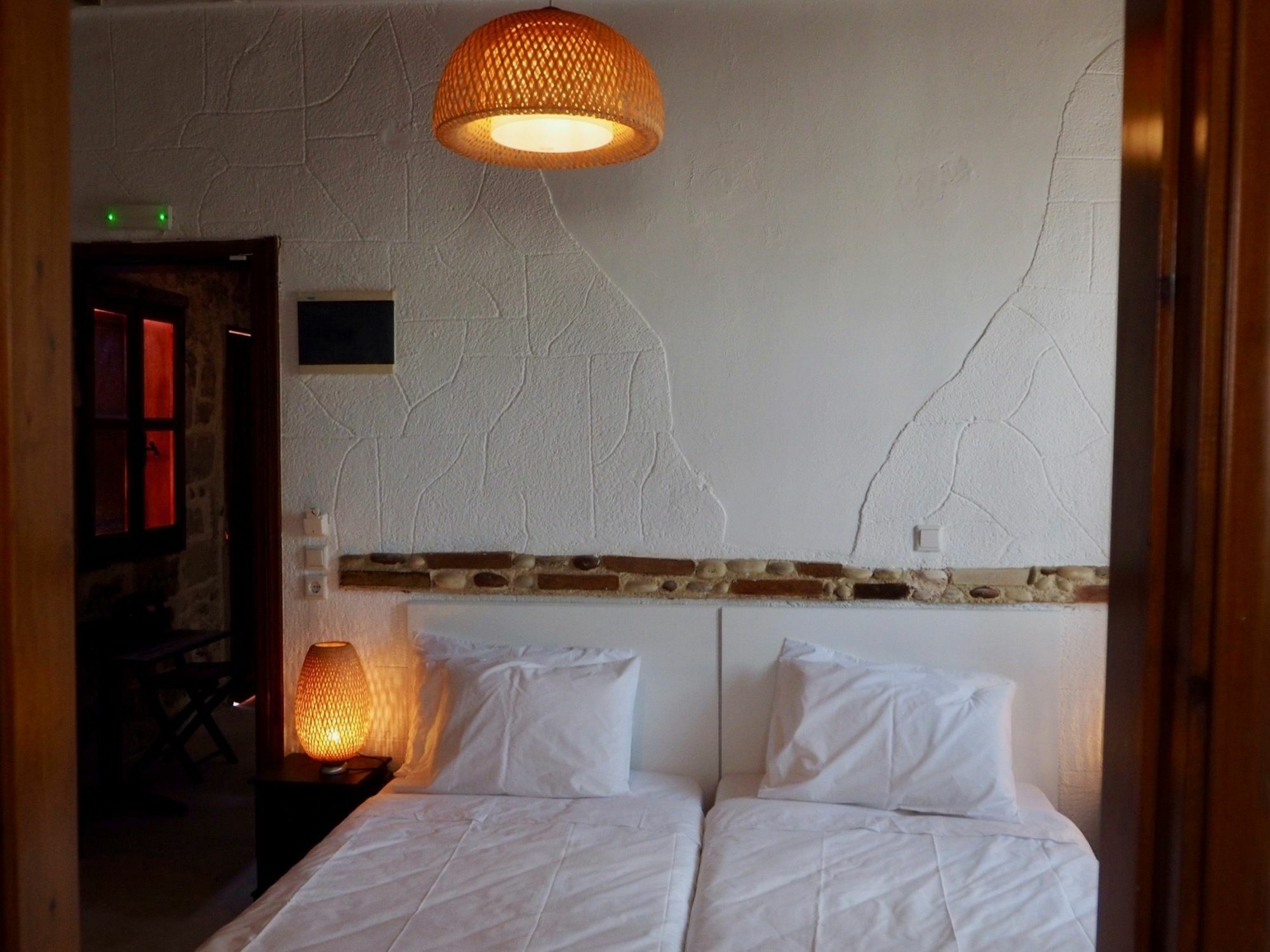 Auberge 32 Old Town Rhodes City ภายนอก รูปภาพ
